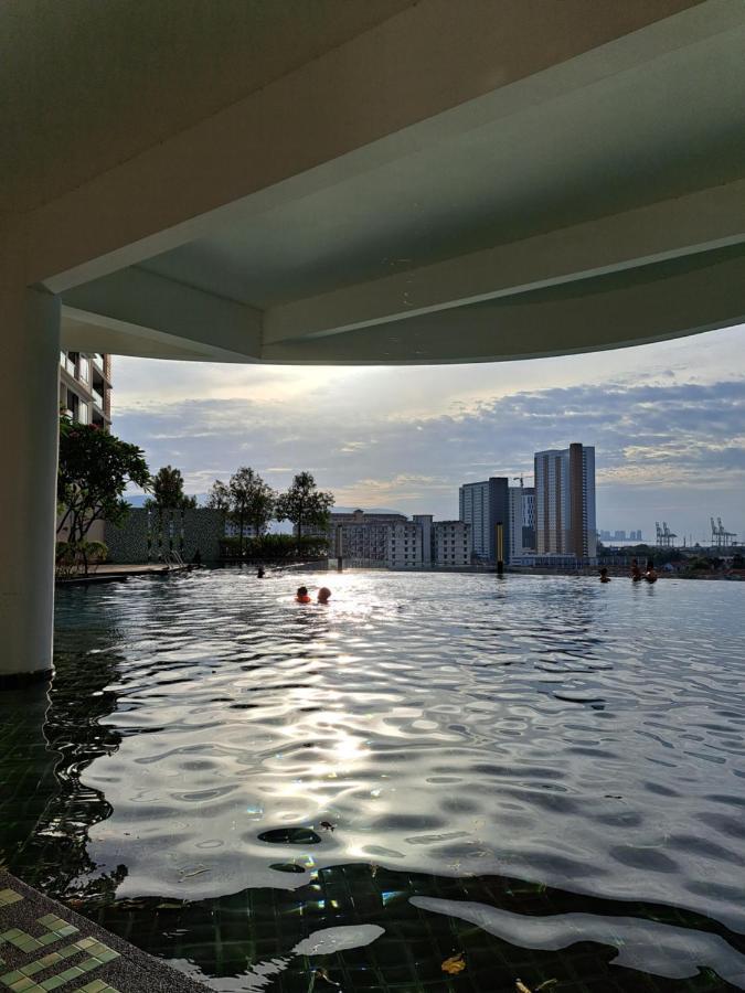 Woodsbury Suites Ikea House Butterworth Penang Bagian luar foto